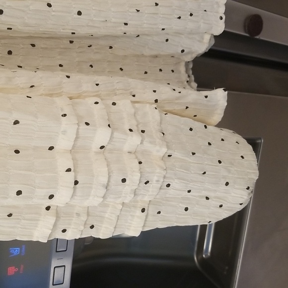 💕CURRENT AIR💕 V-Neck Long Sleeve Polka Dot Crinkle Blouse ~ Cream Medium NWOT - Picture 9 of 13